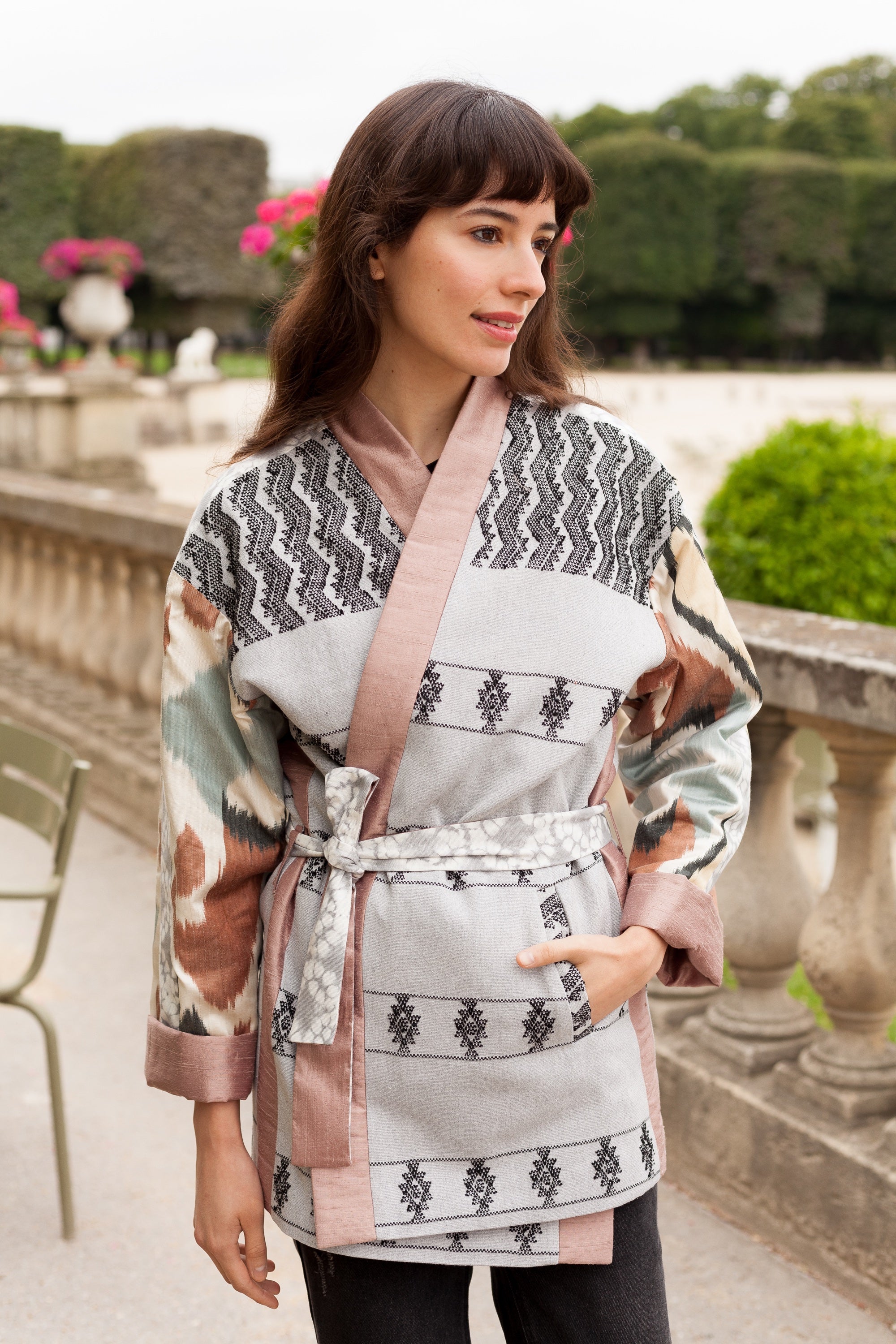 maison-mitla-handwoven-women-Jacket-kimono-silk-cotton-grey-5